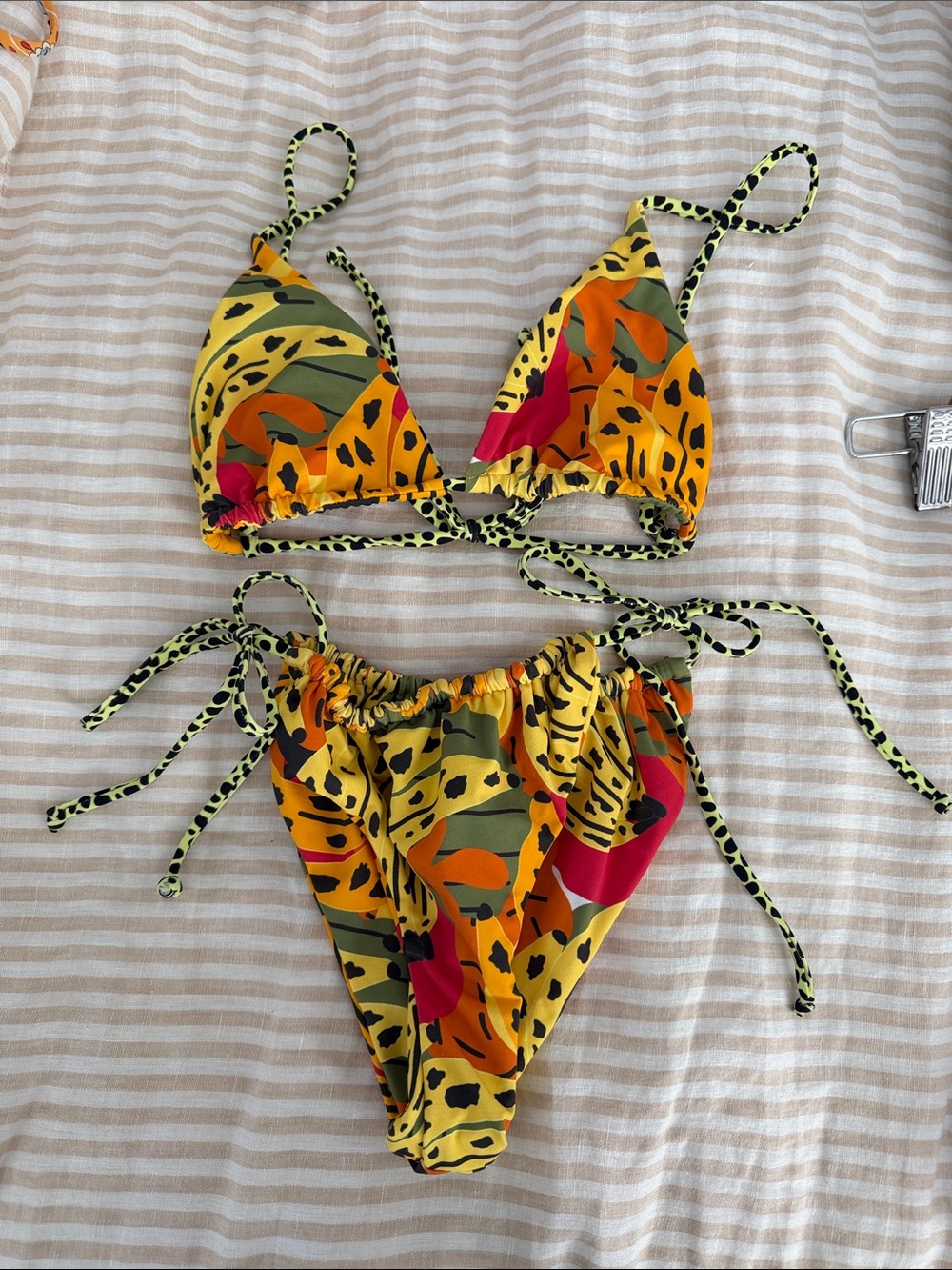 It’s now cool Tropical Leaf Print String Bikini - Bright Yellow & Green